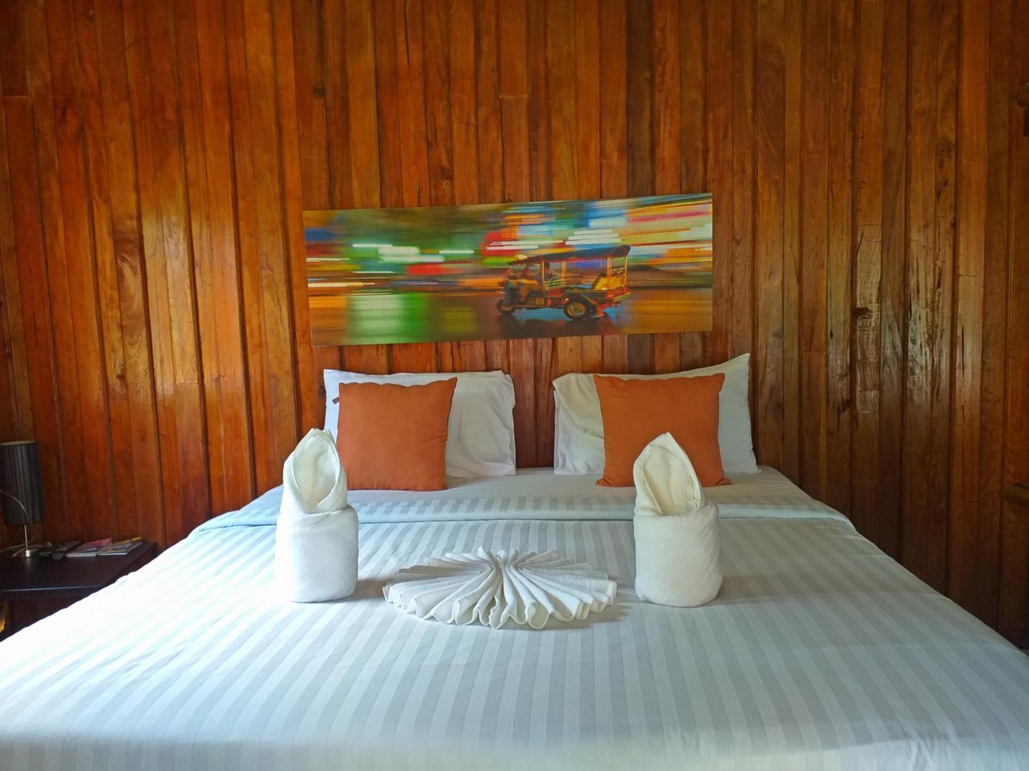 The Ford Sunset Beach Resort Wok Tum Luaran gambar