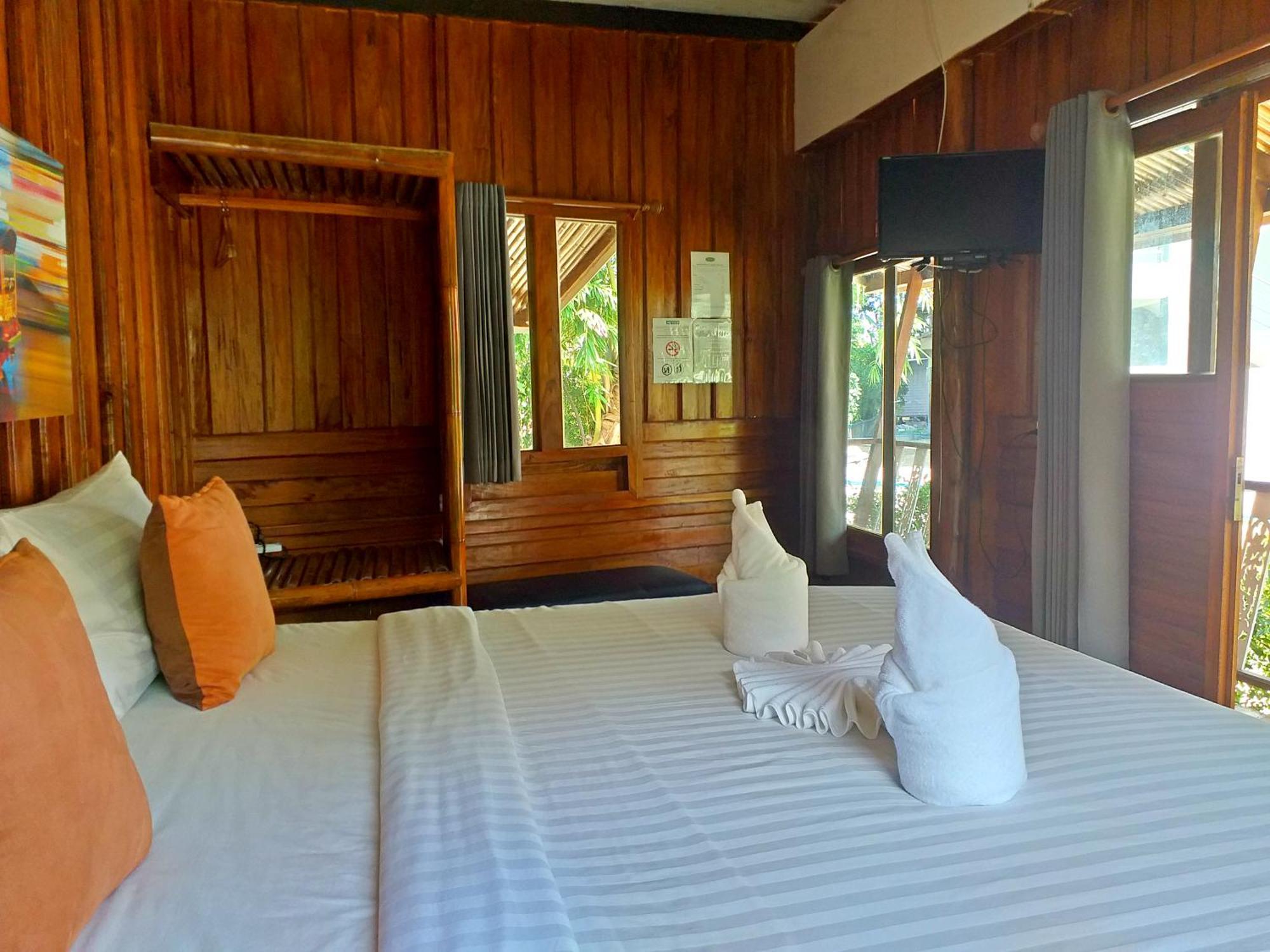 The Ford Sunset Beach Resort Wok Tum Luaran gambar