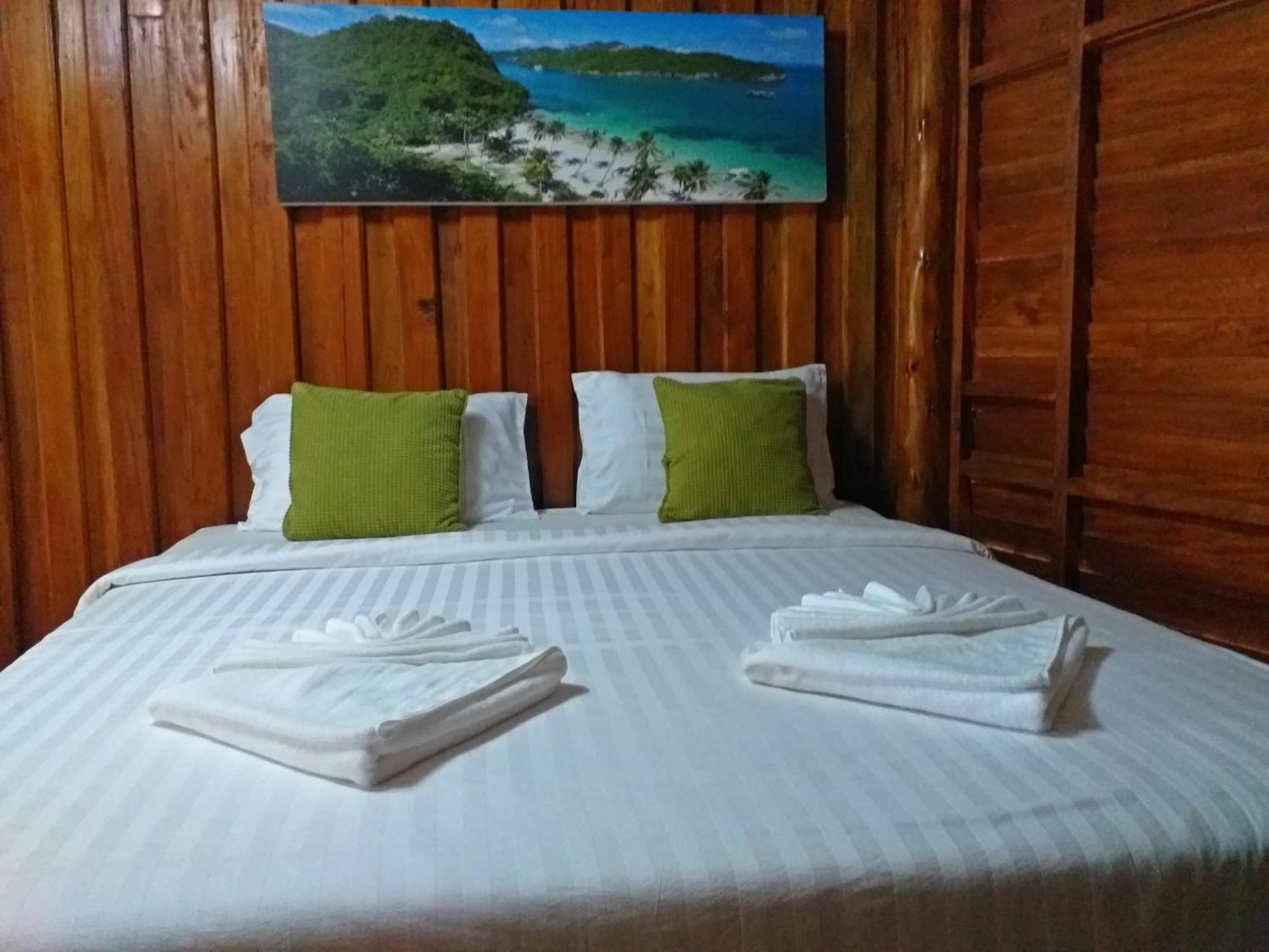 The Ford Sunset Beach Resort Wok Tum Luaran gambar