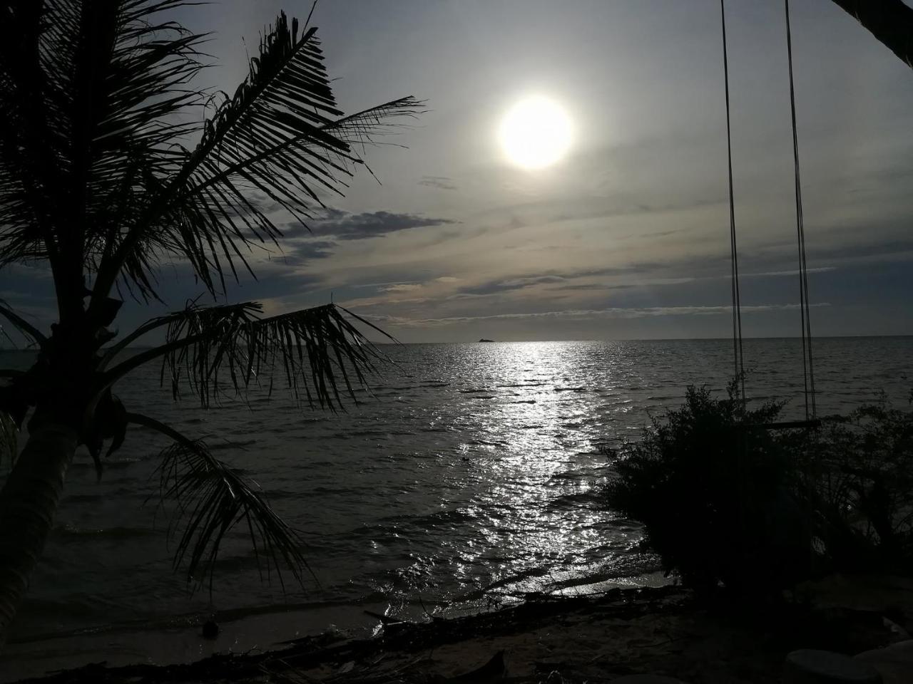 The Ford Sunset Beach Resort Wok Tum Luaran gambar