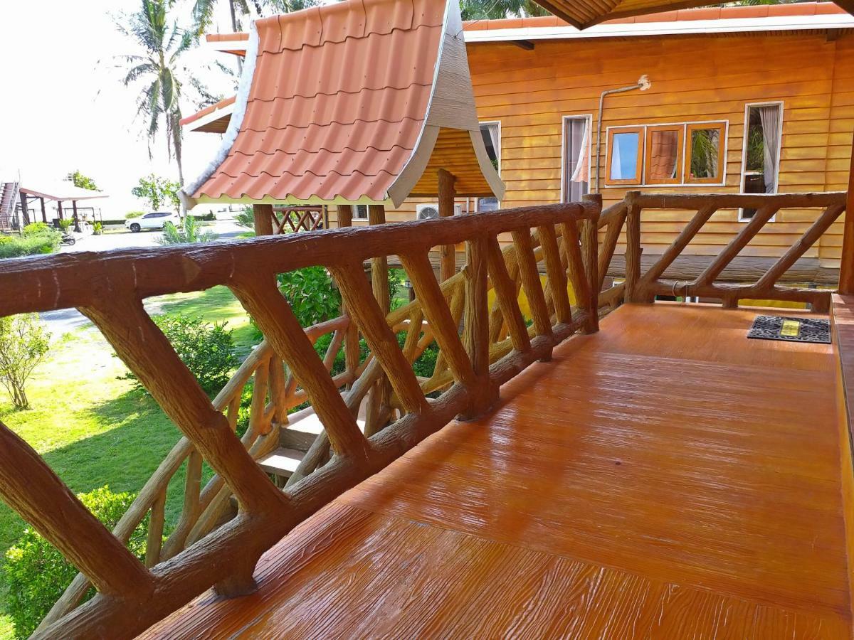 The Ford Sunset Beach Resort Wok Tum Luaran gambar