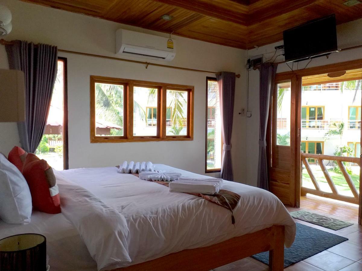 The Ford Sunset Beach Resort Wok Tum Luaran gambar