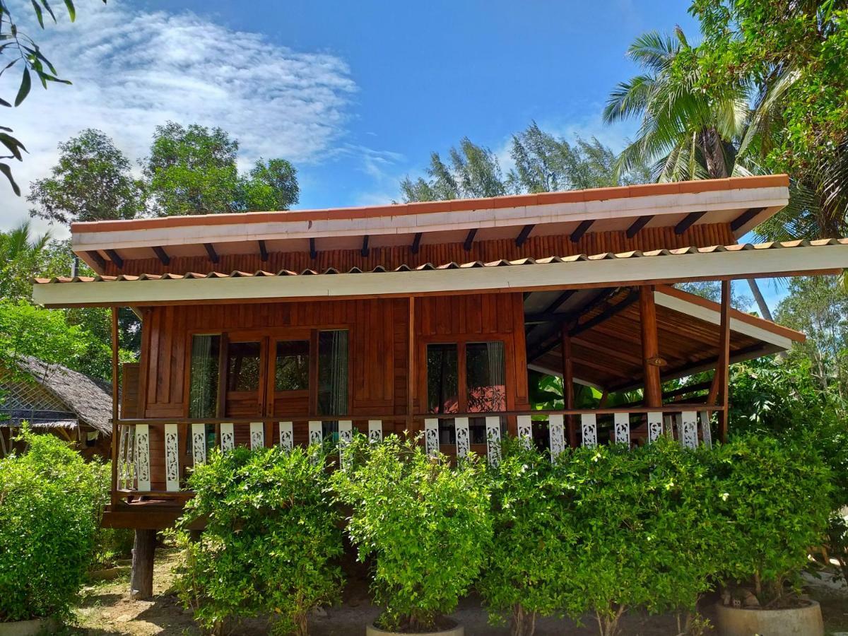 The Ford Sunset Beach Resort Wok Tum Luaran gambar