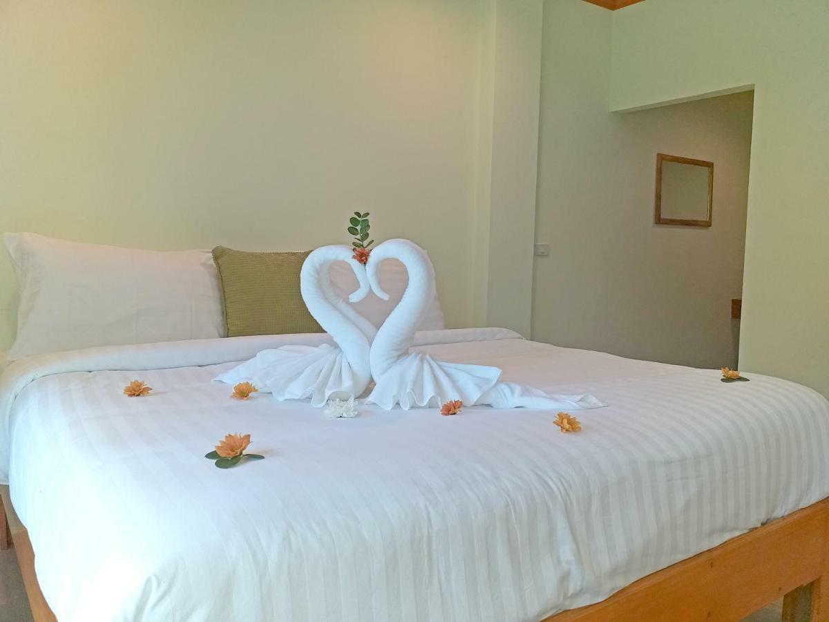 The Ford Sunset Beach Resort Wok Tum Luaran gambar